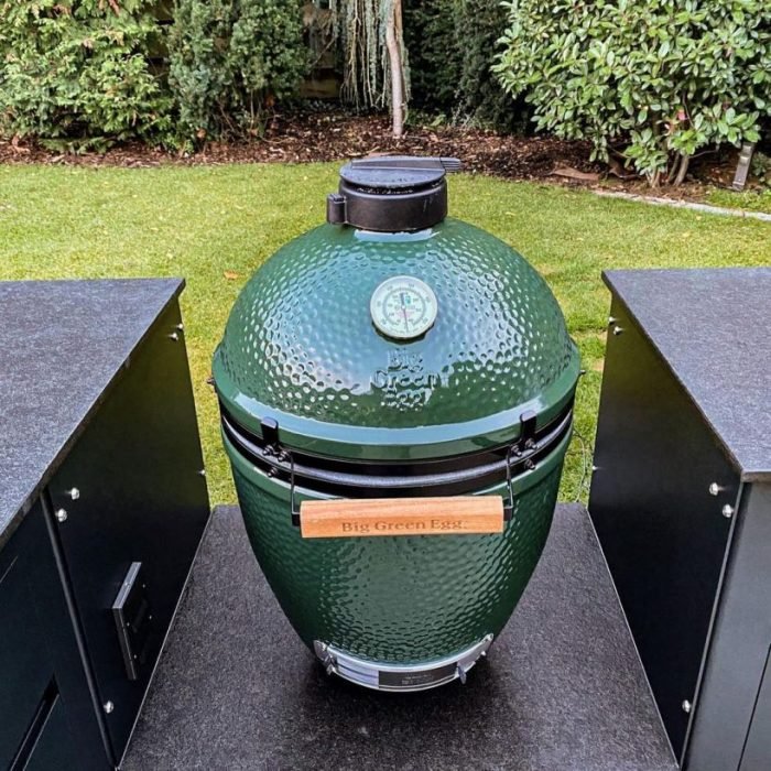 Outdoor kitchen designs for summer gatherings