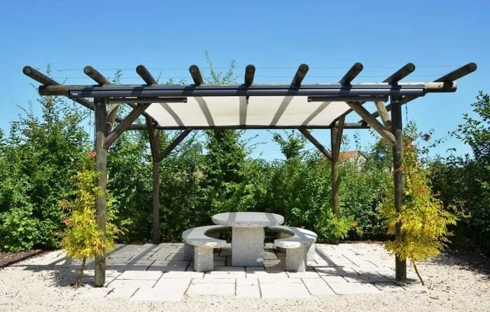 Outdoor pergola designs for shade