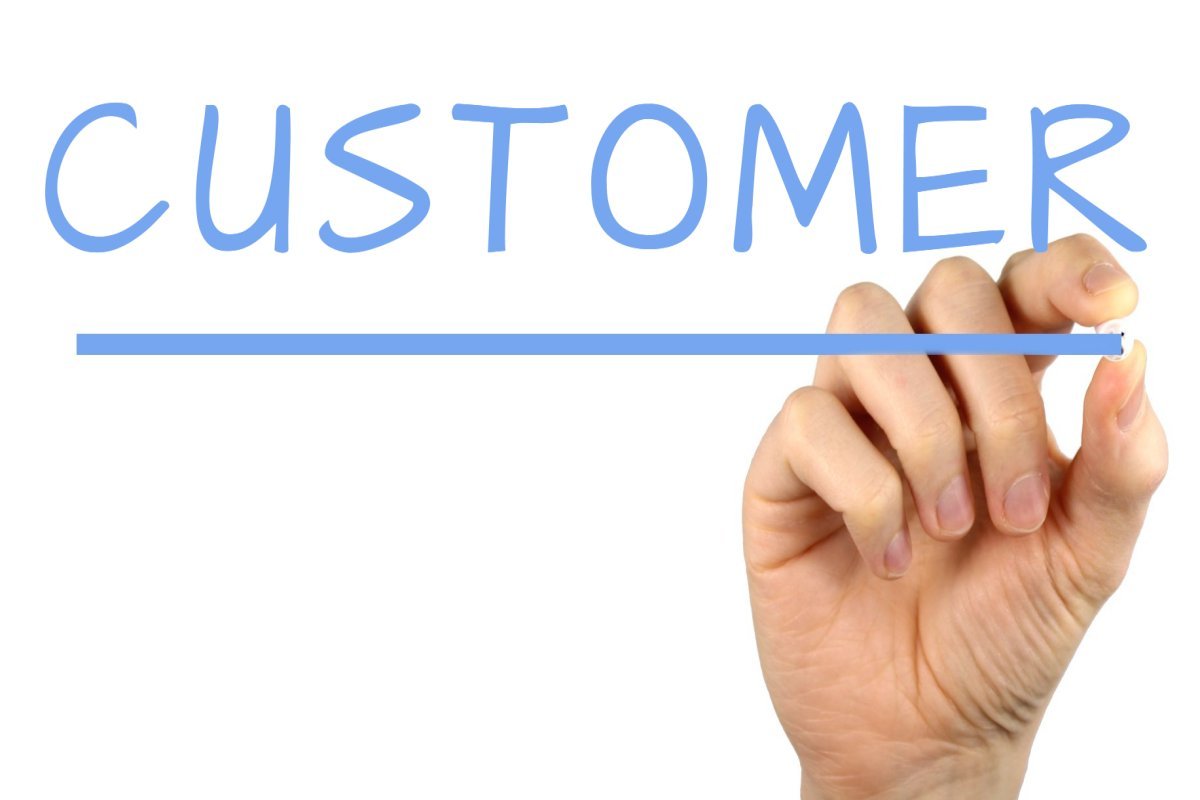 Clipart - Help Desk Customer advocacy programs